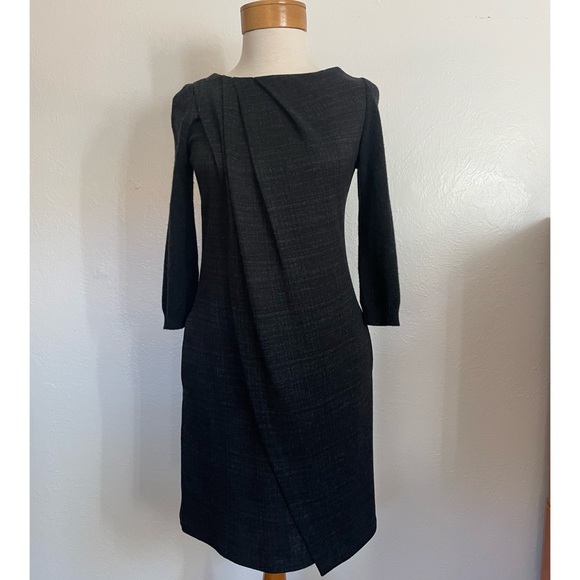 ❌SOLD❌ Hugo Boss Grey Wool Dress - Picture 2 of 6
